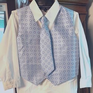 NWT Boys Dress Shirt, Vest, Tie-Size 4